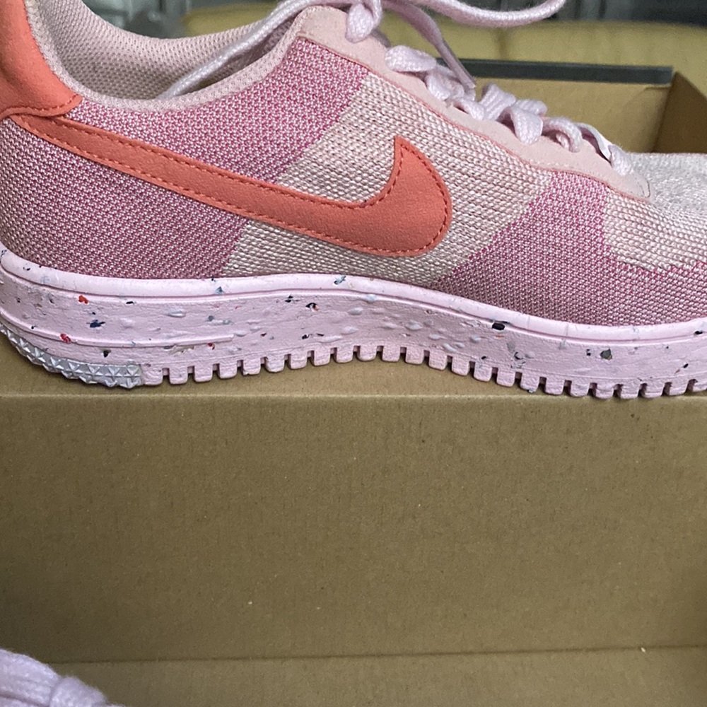 Nike Airforce1 pink women 9 - Picture 2 of 3